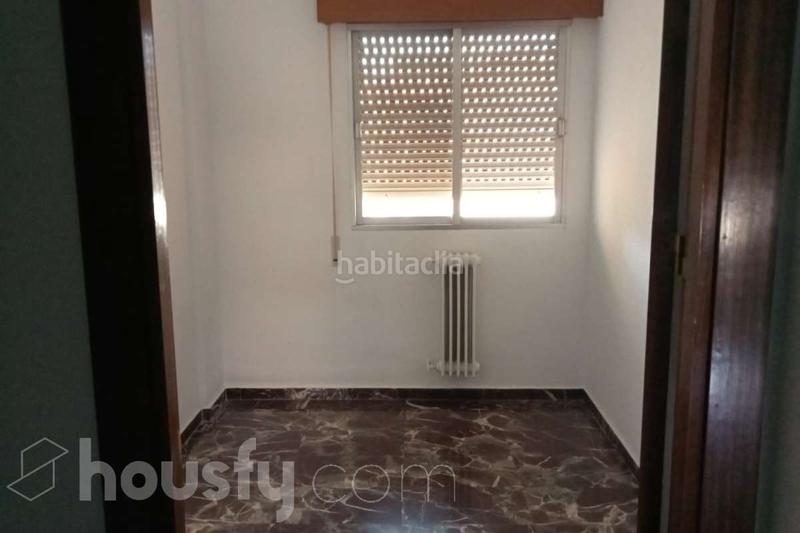 Foto 7d3f6ffe-ac04-429a-9682-43dde2c0b8e0. Location appartement dans calle sócrates . dans Centro - Sagrario Granada