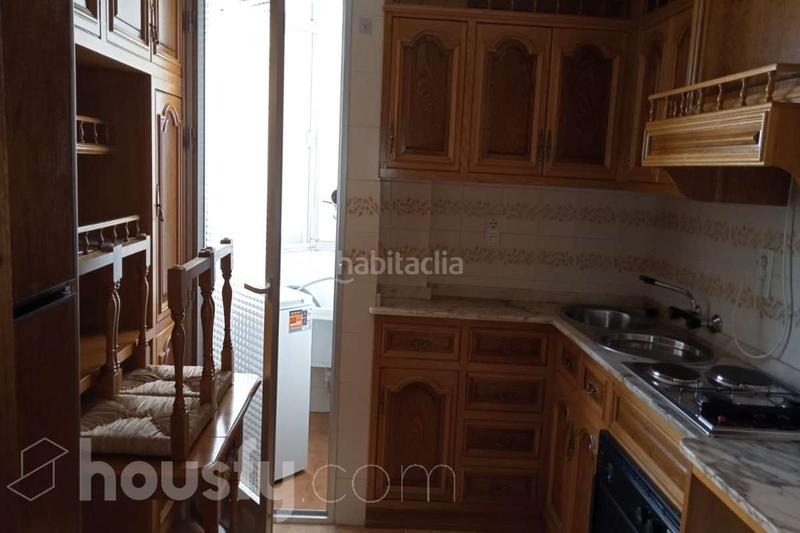 Foto b62f8f3e-7890-4ec8-bc7e-69438807482e. Location appartement dans calle sócrates . dans Centro - Sagrario Granada