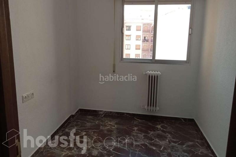 Foto d8c86dee-09f3-43da-8f99-2f04ffde674c. Miete etagenwohnung in calle sócrates . in Centro - Sagrario Granada