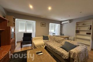 Rent Flat in Calle rosa .