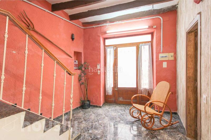 Foto 3e86a5b2-40d4-4e85-9993-4444b5dc4ebf. Casa a carrer el raval . a Torrelles de Foix