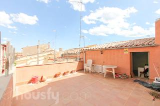 Casa a Carrer el raval .