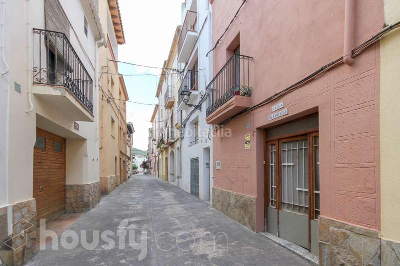 Foto a088a3bd-9677-477b-8415-88a229c4f614. Casa a carrer el raval . a Torrelles de Foix