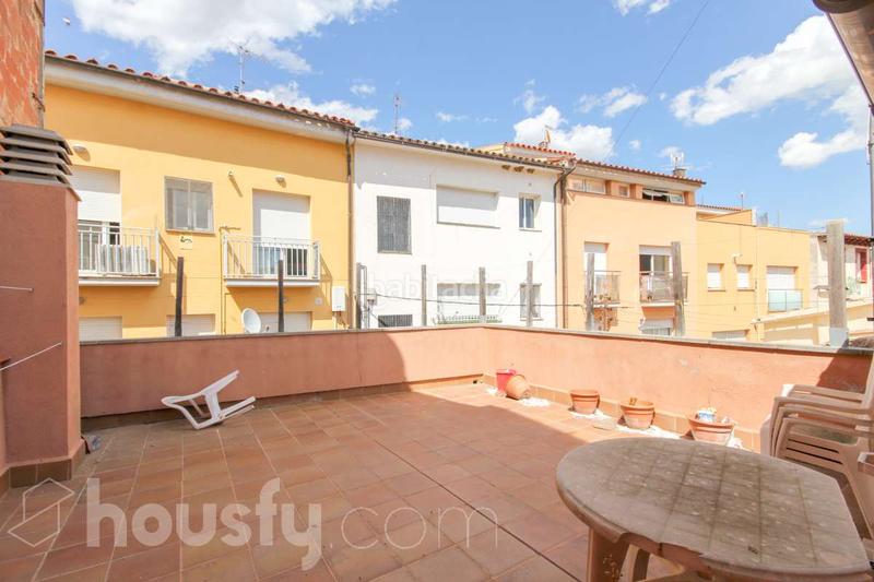 Foto b0690201-7b1b-419a-9d82-dc417010e224. Casa a carrer el raval . a Torrelles de Foix