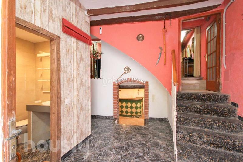 Foto b1cba3ae-62f3-4231-9a25-36b920de7b03. Casa a carrer el raval . a Torrelles de Foix