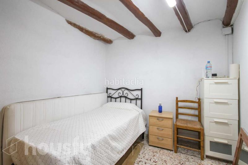 Foto b585cfb1-de98-4d34-90fe-be0b7444ea70. Casa a carrer el raval . a Torrelles de Foix