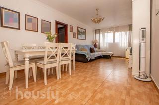 Appartement dans Cl tamara .