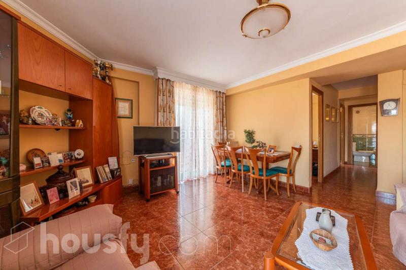 Foto 1dcb9e9b-1c99-409b-afb5-feb65a2bd6b4. Piso en calle almansa . en Perchel Norte Málaga