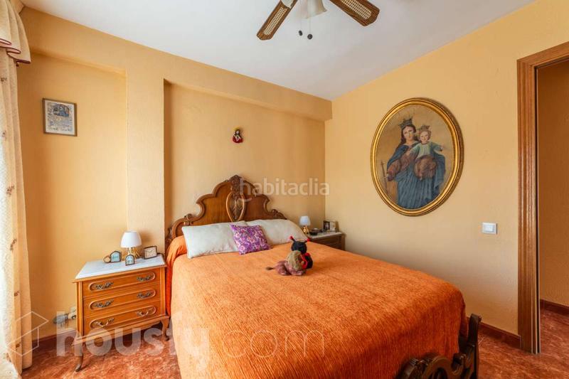 Foto c4fedbdf-f358-4d6d-8c2a-5e6244b91cfe. Piso en calle almansa . en Perchel Norte Málaga