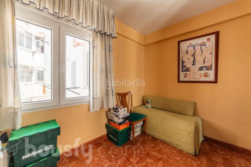 Foto cda592dd-eb95-4cb7-939a-29a2b86931e6. Piso en calle almansa . en Perchel Norte Málaga