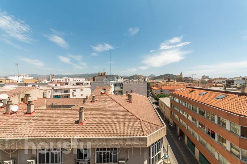 Foto d7174cd5-9fe6-4c27-be2c-738f433a774c. Piso en calle almansa . en Perchel Norte Málaga