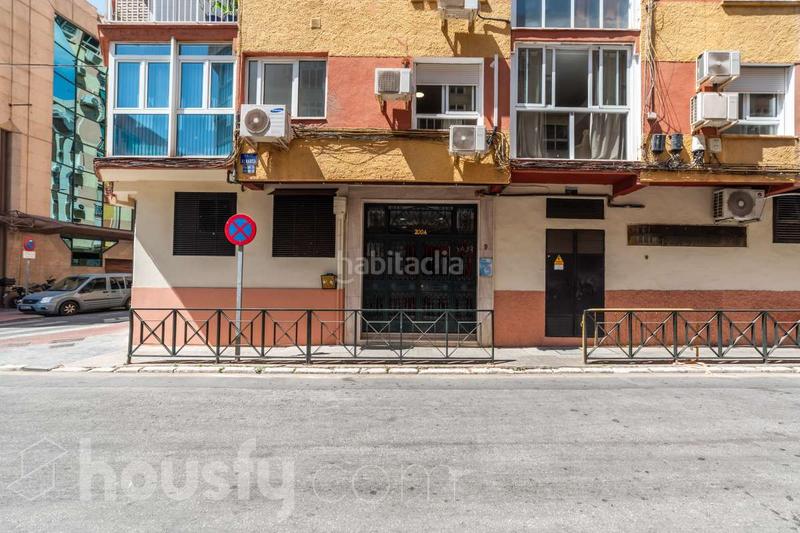 Foto e314e0fe-5234-4538-9e30-c4467fdda600. Piso en calle almansa . en Perchel Norte Málaga