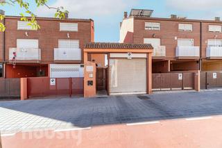 Maison jumelée à Carrer de sant jaume .