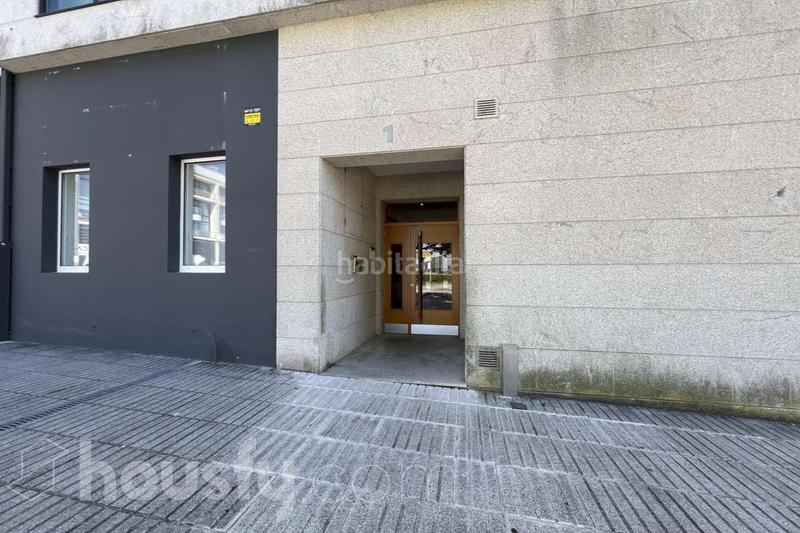 Foto 6681dd42-9eca-4c45-8795-25ddb0b4726e. Piso en rúa buxo . en O Milladoiro Ames
