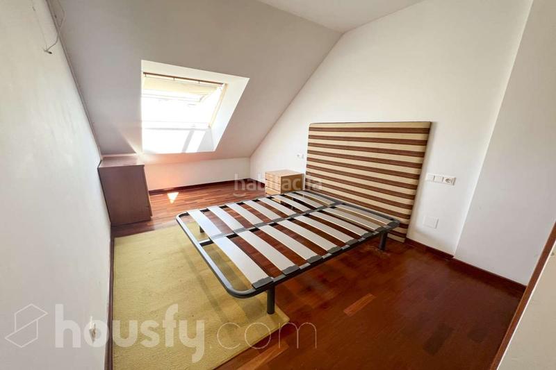 Foto c69ad354-ae5f-422c-9e32-a3dd3a476598. Piso en rúa buxo . en O Milladoiro Ames