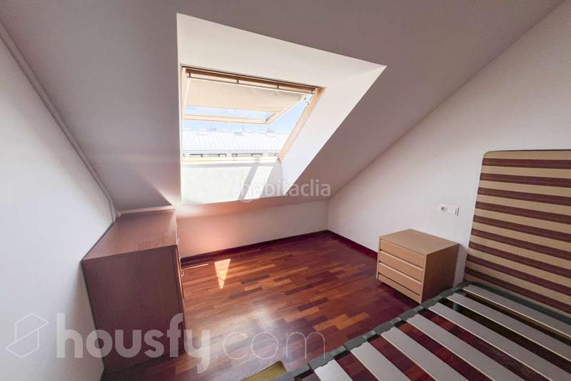 Foto c6b80b09-1792-4f04-937f-e3c5ec915ecd. Piso en rúa buxo . en O Milladoiro Ames
