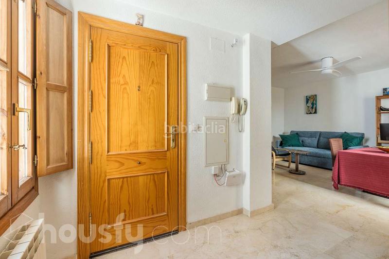 Foto ce66caef-eb1f-4425-9843-52fafcb8183b. Piso en calle jarreria . en San Matías - Realejo Granada
