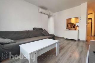 Location Appartement à Carrer de plutó .