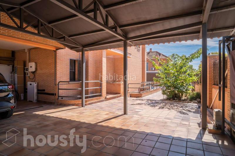 Foto 104573f7-1424-4616-9130-c464a9eac0f8. Casa en cl italia en Peñas Albas - Zulema Villalbilla