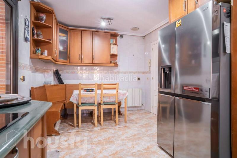 Foto 14c5b2e3-e4f1-446b-97ae-71425b081992. Casa en cl italia en Peñas Albas - Zulema Villalbilla