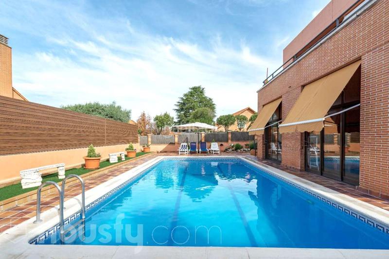 Foto 15d288b4-e647-47dd-86e5-8750512c0015. Casa en cl italia en Peñas Albas - Zulema Villalbilla