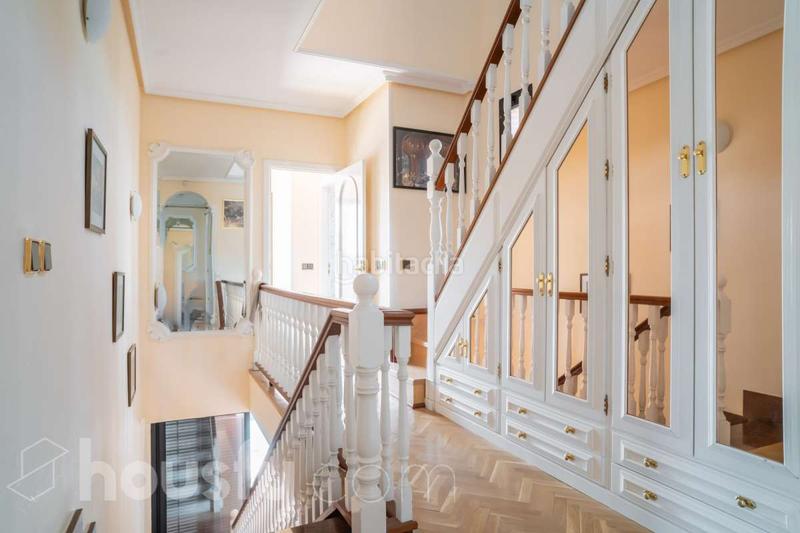 Foto c9c76390-1d55-4873-9476-81d38d77bf4d. Casa en cl italia en Peñas Albas - Zulema Villalbilla