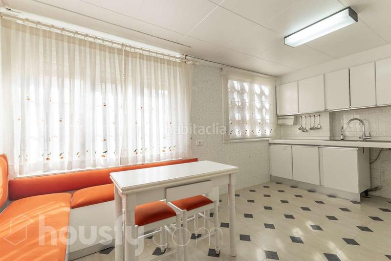 Foto b622b29f-9524-470e-bdfd-f4ca512d34a4. Appartamento in cl gran via in Sax