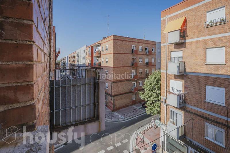 Foto f79a24ac-88ed-4a22-9f20-04fd14df28d5. Appartamento in calle aaiún . in Delicias Valladolid