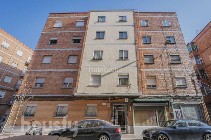 Foto 0a81c4d2-ddb9-4cd7-9194-2b421870ff55. Pis a calle aaiún . a Delicias Valladolid