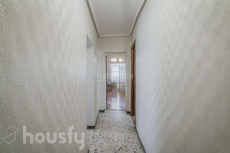 Foto f8138ca9-7d62-4c5c-9040-5ab6cc61599d. Piso en calle aaiún . en Delicias Valladolid