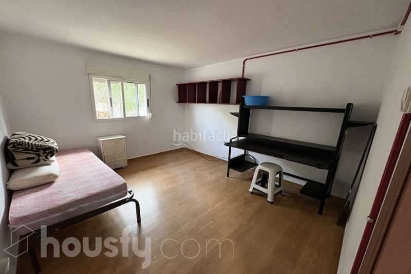 Foto b45dc4c7-5e1e-4dff-8b3d-ee22efb9f799. Miete haus in partida cuadros . in Barx