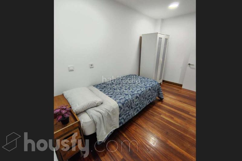 Foto d40cce4c-ea0d-4964-81df-1a8ada054e84. Location appartement dans paseo del general dávila . dans Santander