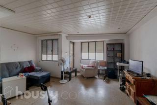 Appartement à Av. de les germanies .