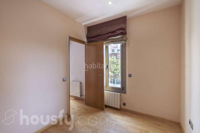 Foto 3e5fc9d5-99b9-467a-90c1-b50b378eff6c. Appartement dans rambla de badal . dans Sants Barcelona