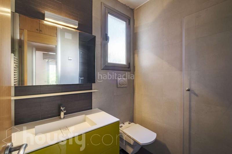 Foto 4691077f-f9ec-4fbd-b81e-82f93bd3960a. Appartement dans rambla de badal . dans Sants Barcelona