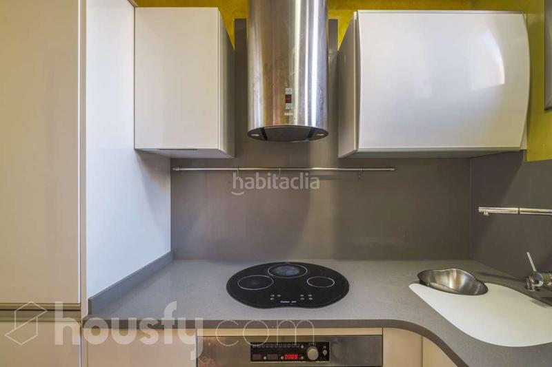 Foto b30ea0f8-98b7-4c12-b0b7-0afe9303a35d. Appartement dans rambla de badal . dans Sants Barcelona
