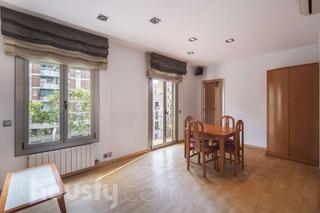 Flat in Rambla de badal .