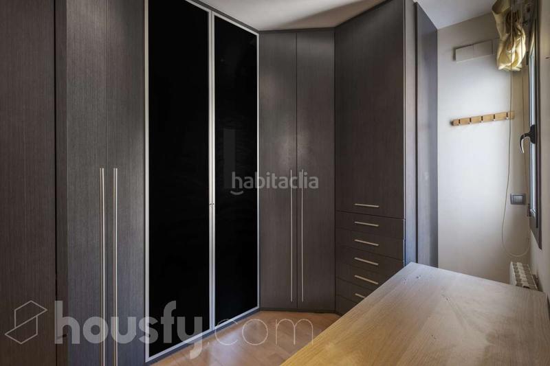 Foto db4534e9-210c-461f-bc2e-6d6883504ecb. Flat in rambla de badal . in Sants Barcelona