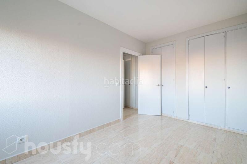 Foto 6073173a-6cd2-4ccf-ad89-e4f6e91b0756. Location appartement dans avenida del doctor federico rubio y galí . dans Madrid