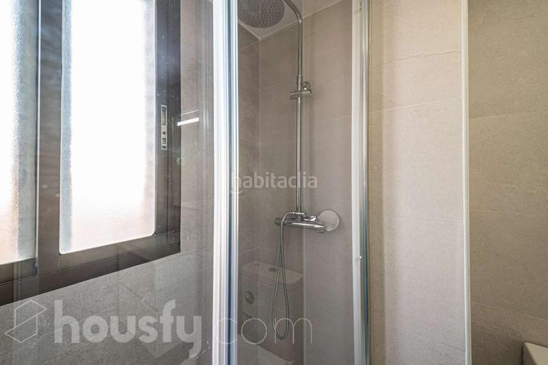 Foto c75a78e2-3259-486c-b409-53c05305404c. Location appartement dans avenida del doctor federico rubio y galí . dans Madrid