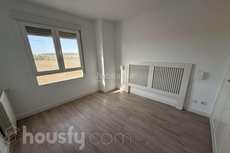 Foto 91f12ac3-9ac8-449d-b65c-6e109d8fabf5. Location appartement dans calle de las trompas . dans Madrid