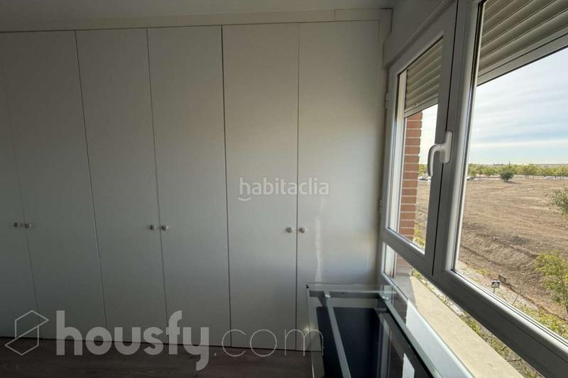 Foto 96f491d2-08d8-475a-9c7f-0a9b02f406ca. Rent flat in calle de las trompas . in Cuatro Vientos Madrid