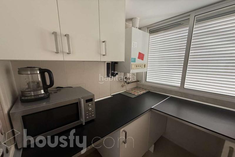 Foto 9cf08555-ffc7-4086-8b81-b5c57e02f43d. Rent flat in calle de las trompas . in Cuatro Vientos Madrid