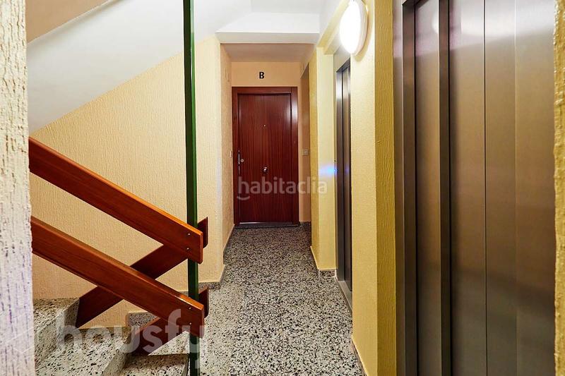 Foto 4479990f-0a4c-4bb8-8481-f010326782ea. Rent flat in calle tierno galván . in Ensanche Cartagena