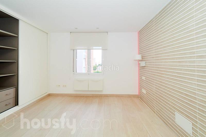 Foto e854ca49-03a3-4856-bf10-c721ba593abe. Rent flat in calle tierno galván . in Ensanche Cartagena