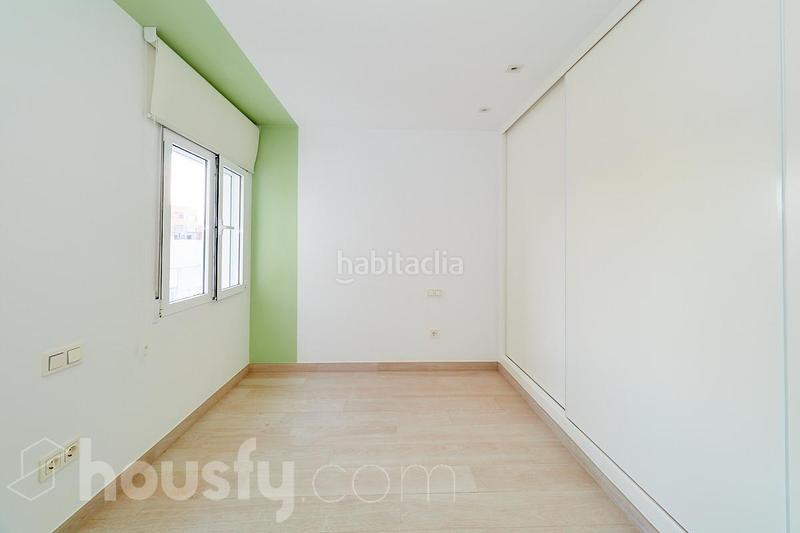 Foto a5edcd6c-3e1a-457b-9fa8-76b25fe75744. Alquiler piso en calle tierno galván . en Ensanche Cartagena