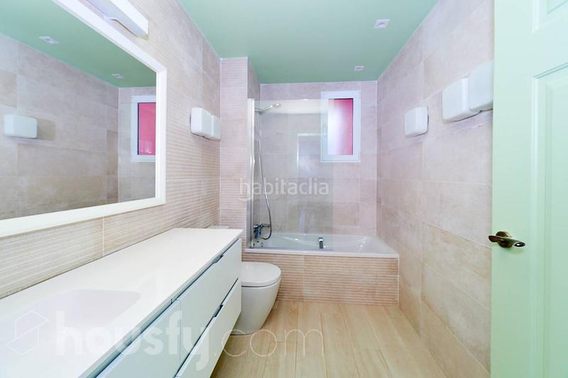 Foto cff80351-1534-4053-a211-d2619d9153c1. Alquiler piso en calle tierno galván . en Ensanche Cartagena