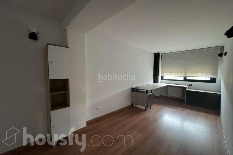 Foto 08c5beb7-3d96-4ef3-b63d-23321a69b507. Rent flat in calle juan bautista monegro . in Soto de Henares Torrejón de Ardoz