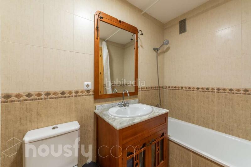 Foto fd425c1f-ff96-4a3e-ba6e-90d3ee0a360a. Pis a cl senda de pescadores a Playa de Granada Motril