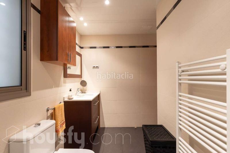 Foto 6098a3f6-ec6d-418f-ab47-ef743727c70a. Duplex dans carrer de barcelona . dans Centre Torredembarra